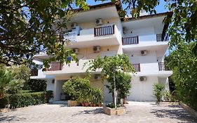 Lelegianni Studios&Apartments